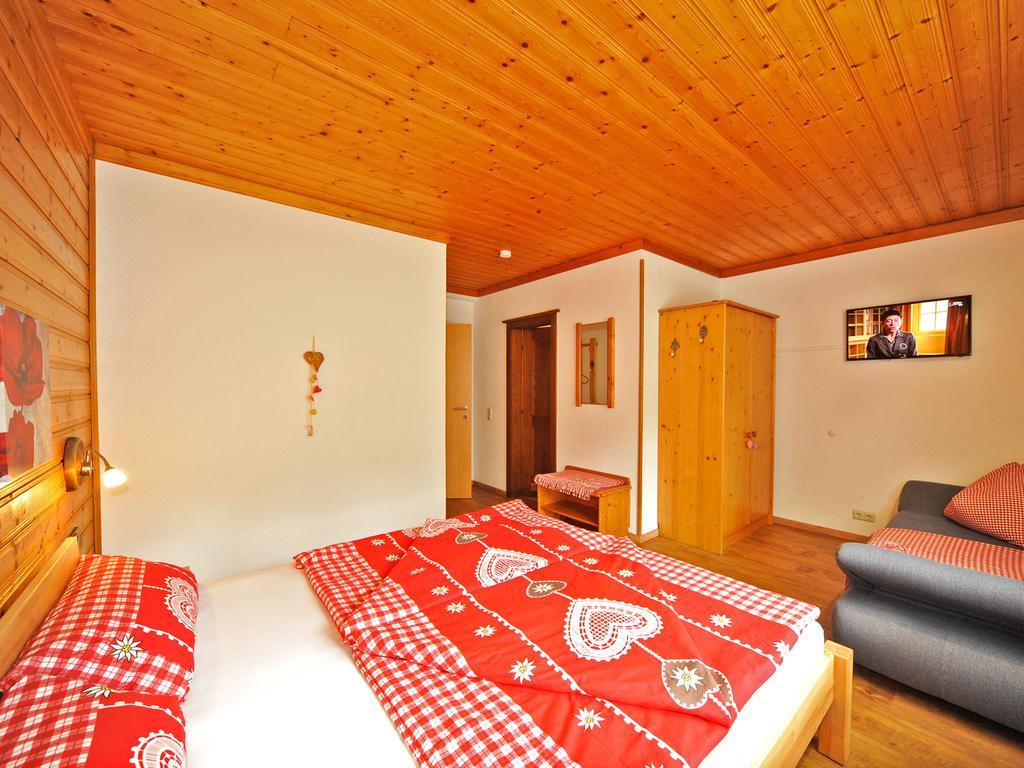 Haus Hasslacher Flattach Room photo